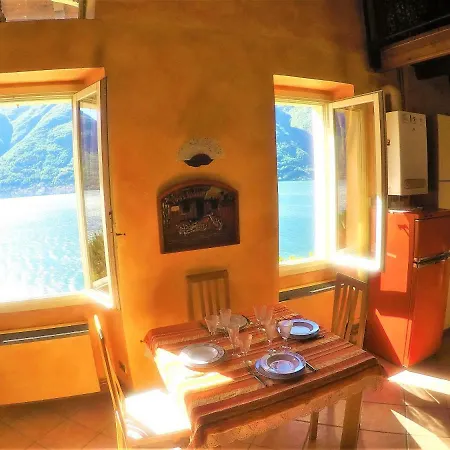 Melina Apartment Nesso