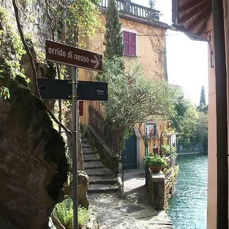 Melina * Nesso